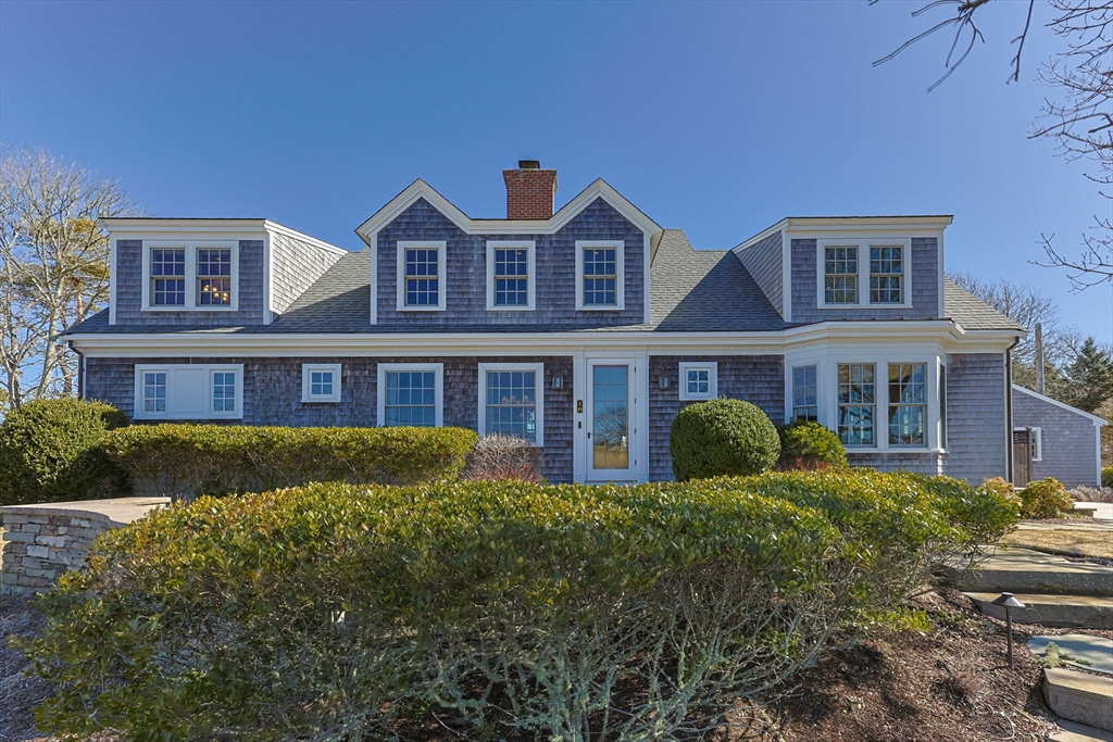 15 Bay Lane Property Photo