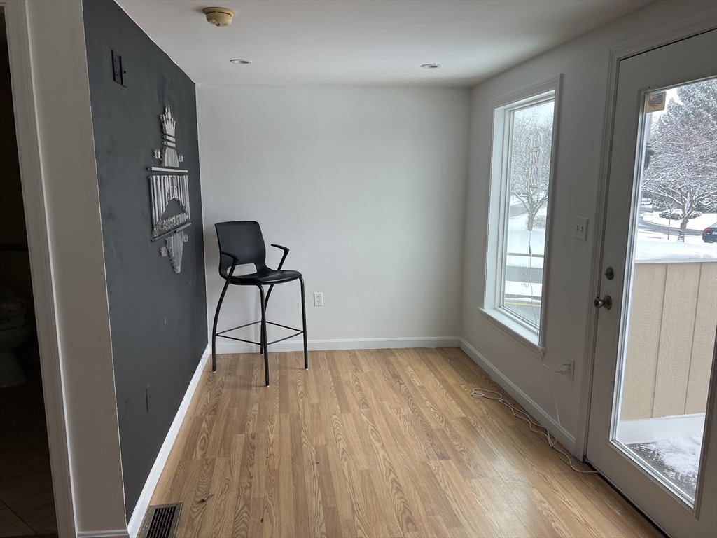11 Oakland Street Property Photo 3