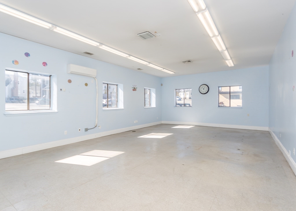 30 Clematis Avenue Property Photo 15