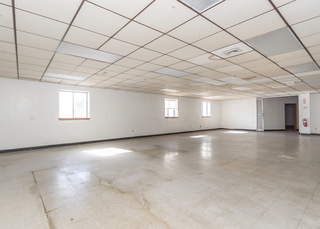 30 Clematis Avenue Property Photo 17