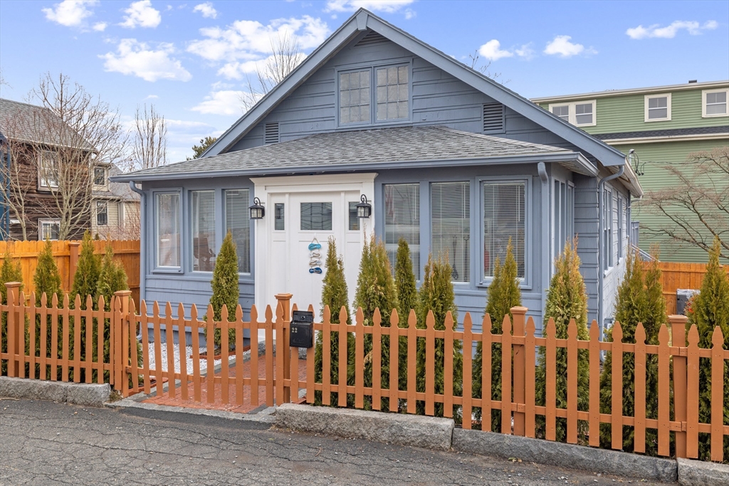 Marblehead Real Estate Listings Main Image