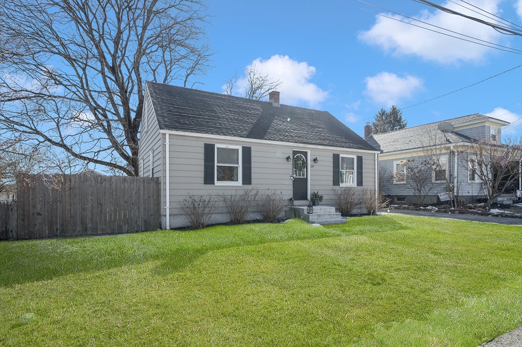 39 Homestead Ave Property Photo
