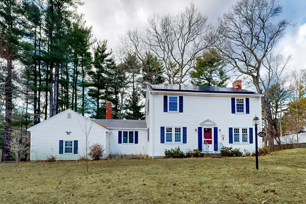 65 Colonial Rd Property Photo