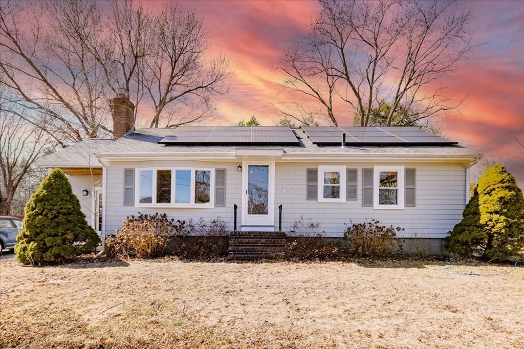 8 Donegal Circle Property Photo