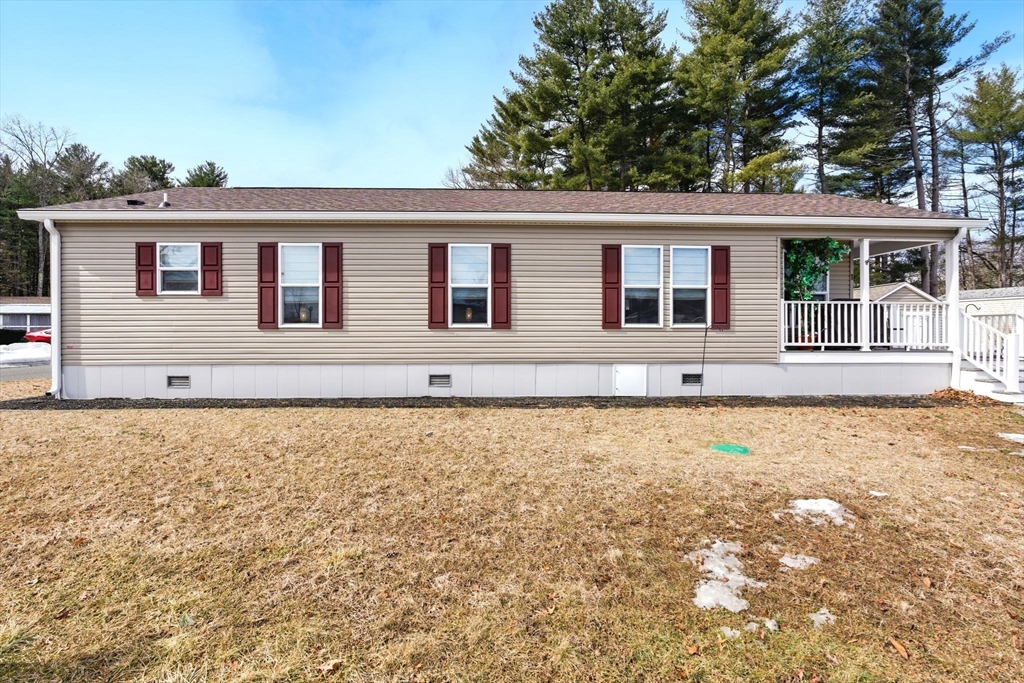 1 Johns Dr Property Photo