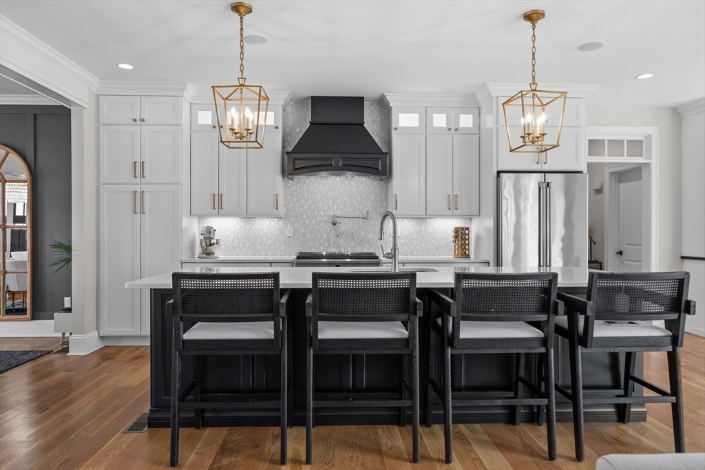 45 Rochambeau Ave Property Photo