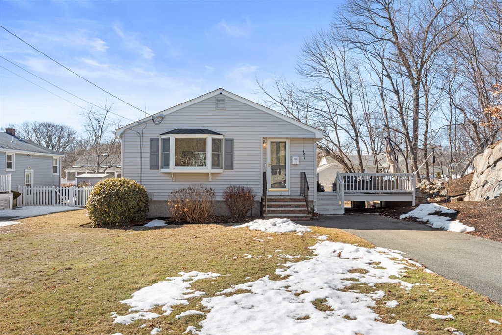 33 Bickford St Property Photo