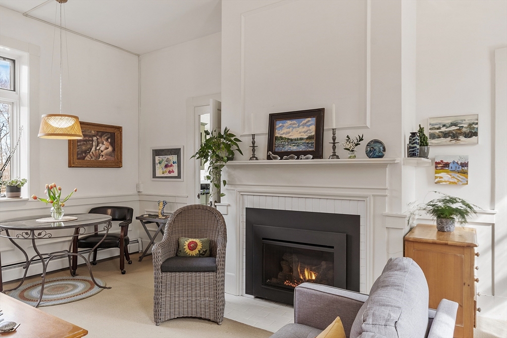 156 Chestnut St # 3 Property Photo