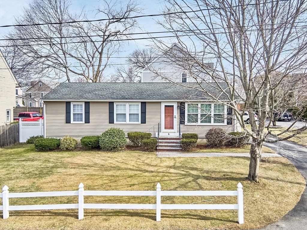 6 Vermette Ct Property Photo