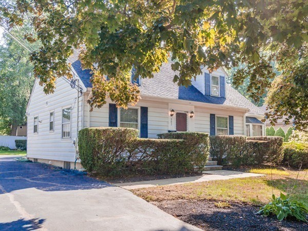 507 Lowell St Property Photo