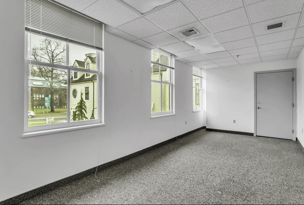 17 College Property Photo 12
