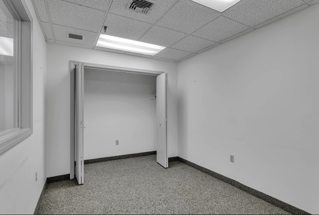 17 College Property Photo 15