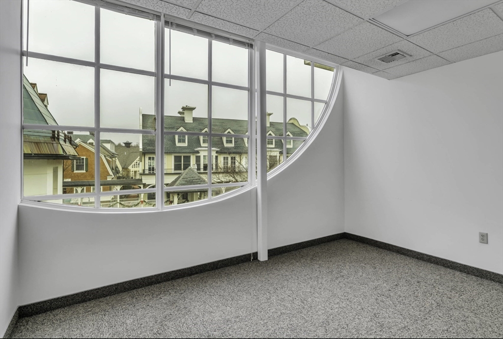 17 College Property Photo 18