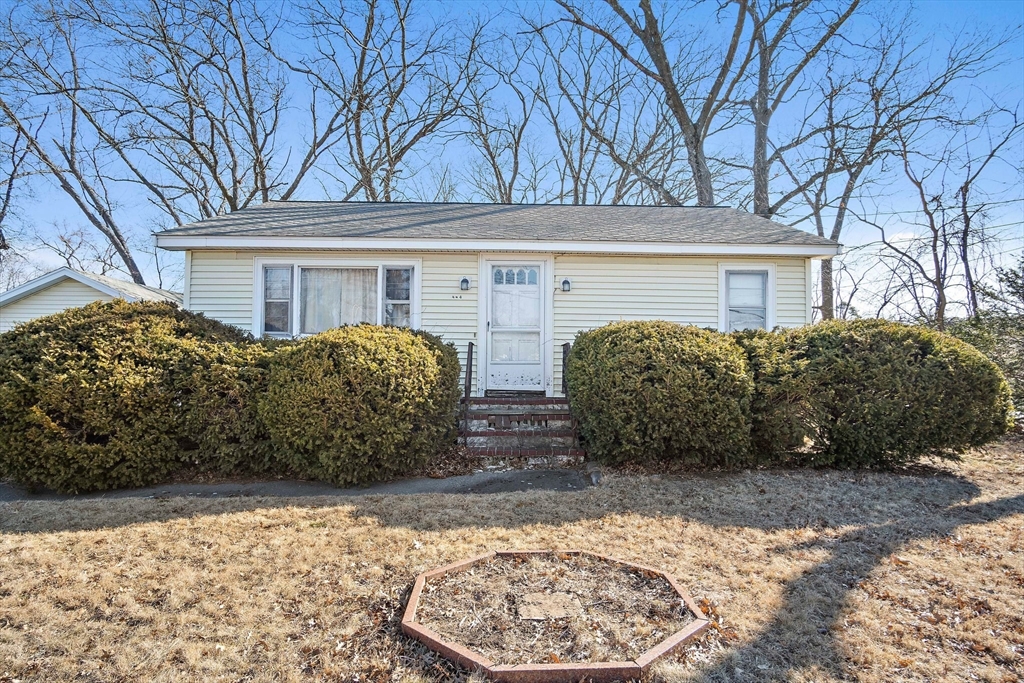 444 Woburn St Property Photo