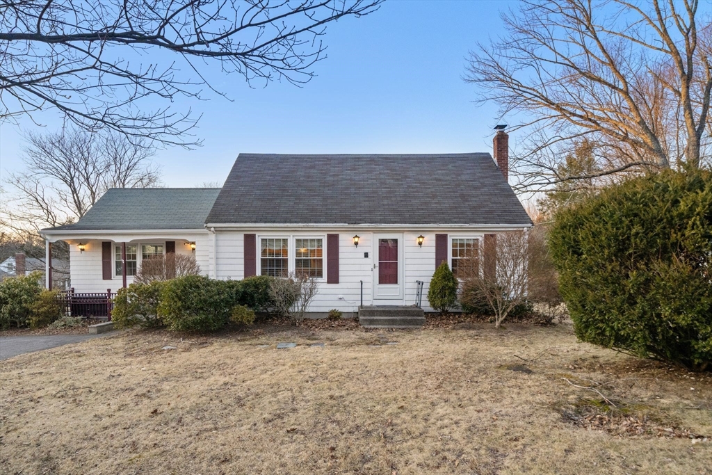 887 West St Property Photo