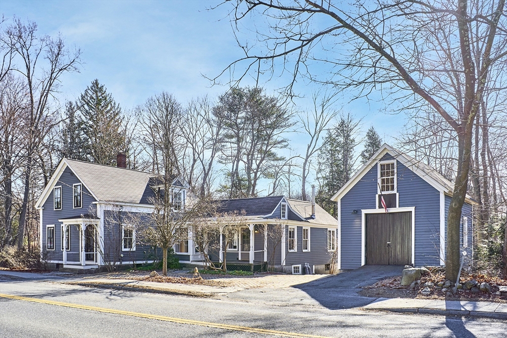 Acton Center Real Estate Listings Main Image