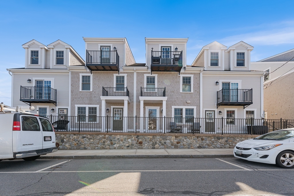 27 Howland St # 5 Property Photo