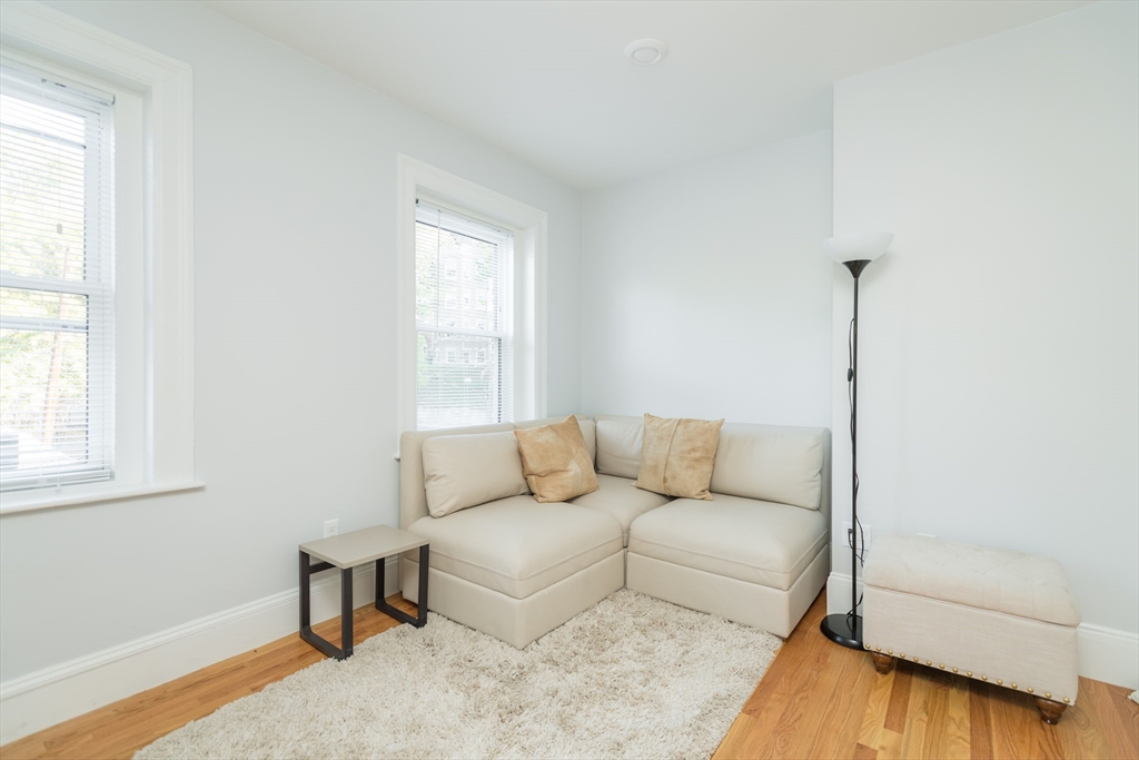 1620 Beacon Street Property Photo 24