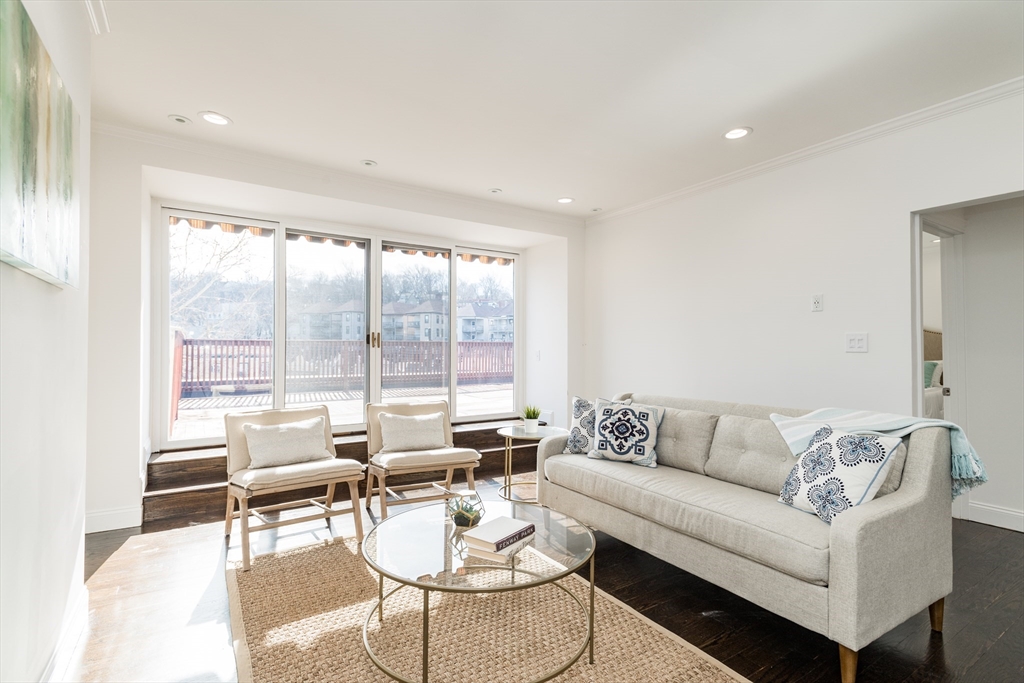 1620 Beacon Street Property Photo 31