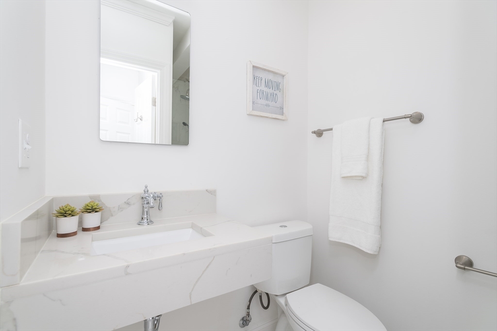 1620 Beacon Street Property Photo 39