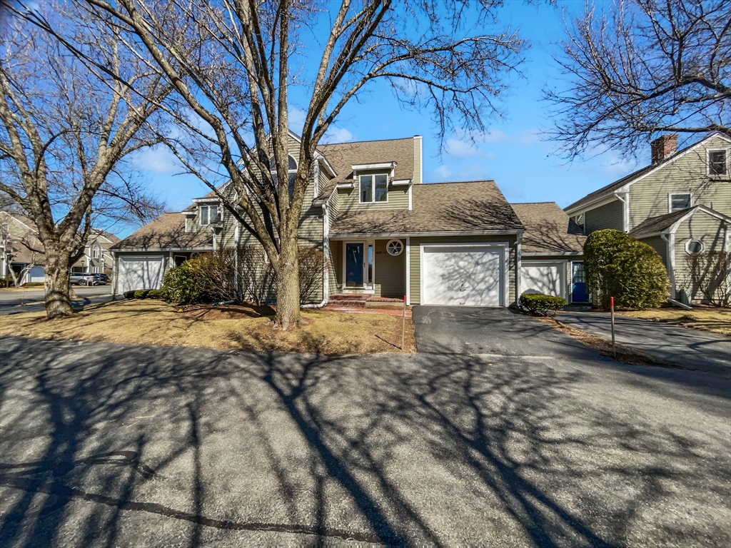 Medfield Real Estate Listings Main Image