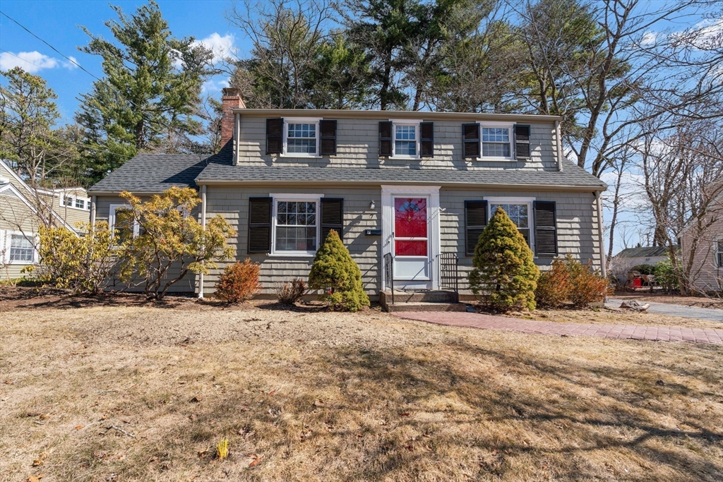 7 Eisenhower Ave Property Photo