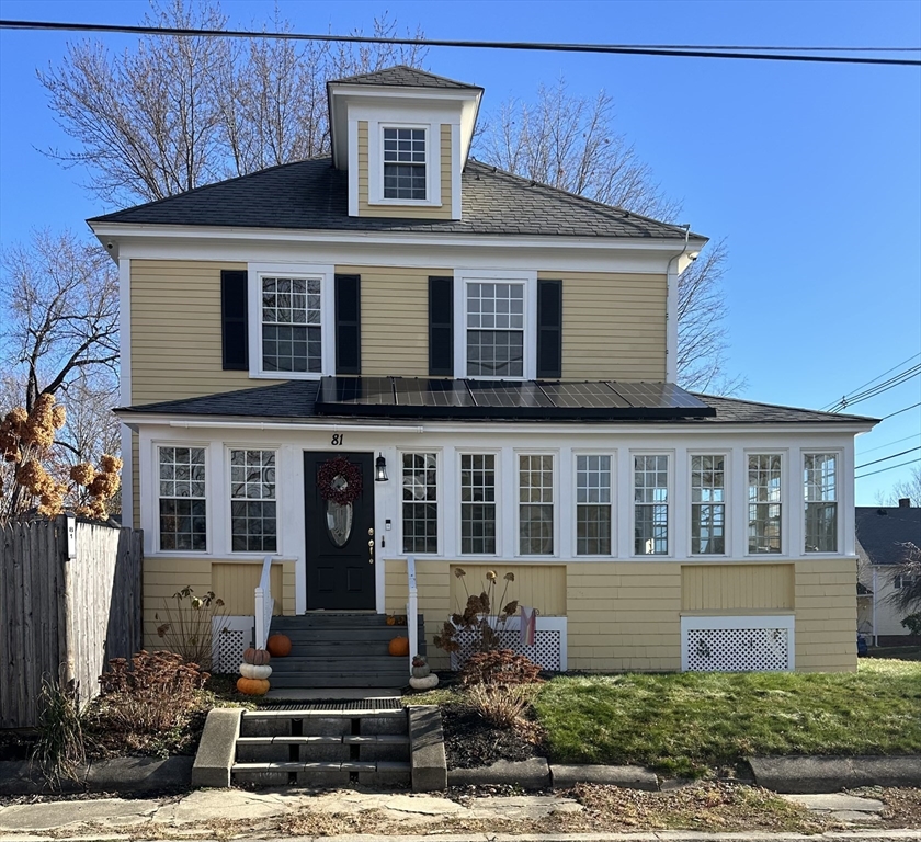 81 Adams St Property Photo