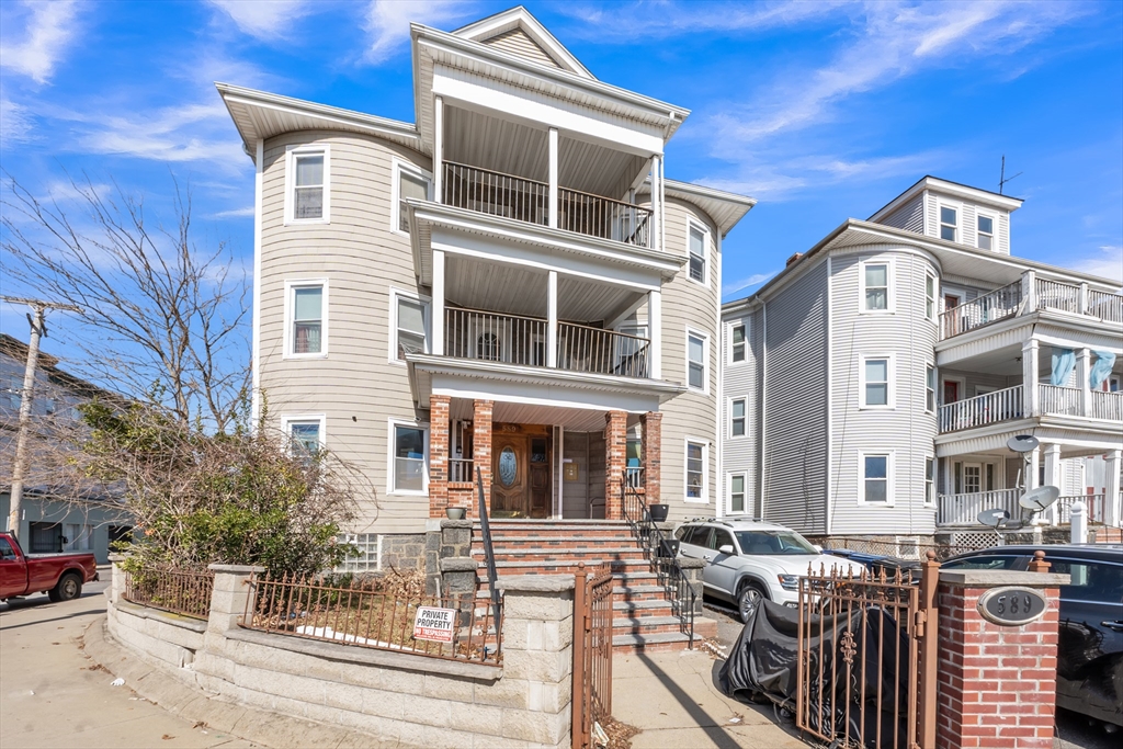 589 Norfolk St # 3 Property Photo