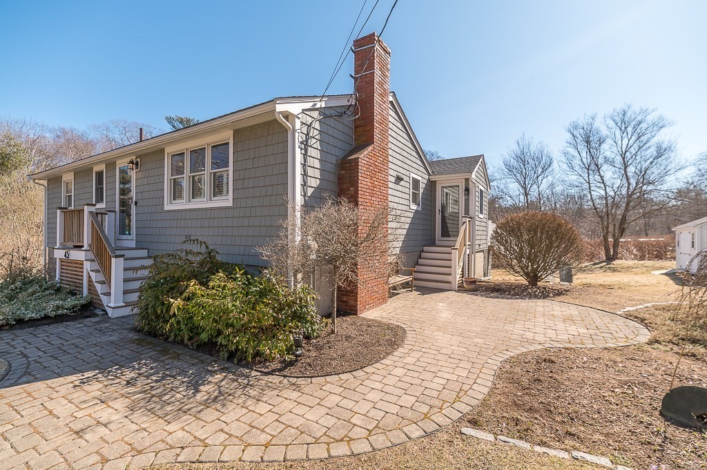 45 Stockholm Ave Property Photo