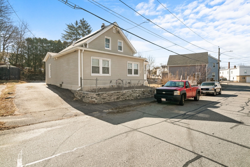 6 Goddard St Property Photo