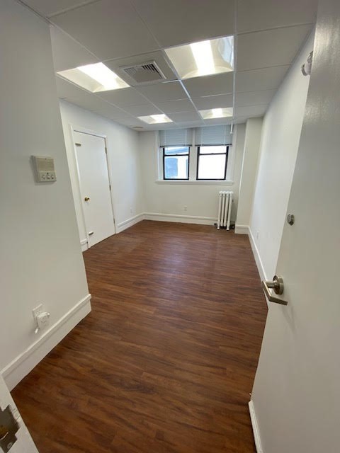 233 Harvard St Property Photo 11