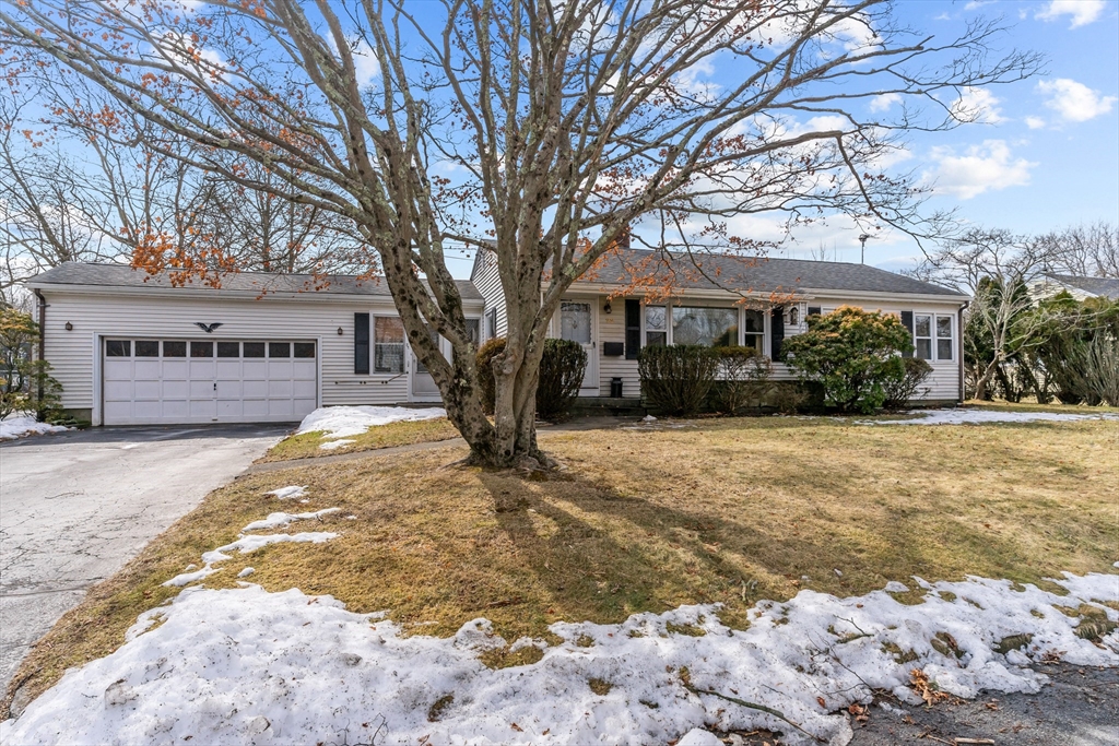 22 Elmwood Dr Property Photo