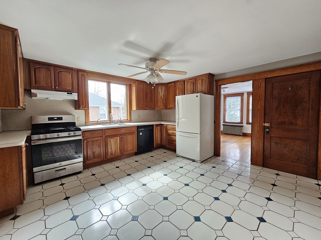 Abington Real Estate Listings Main Image