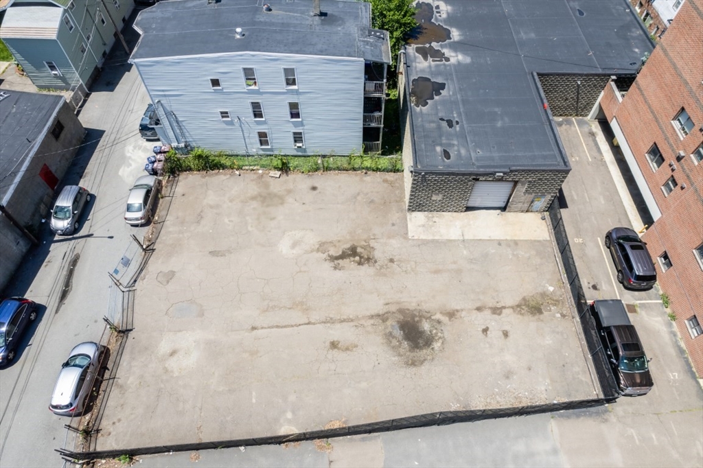 147 Broadway Property Photo 4