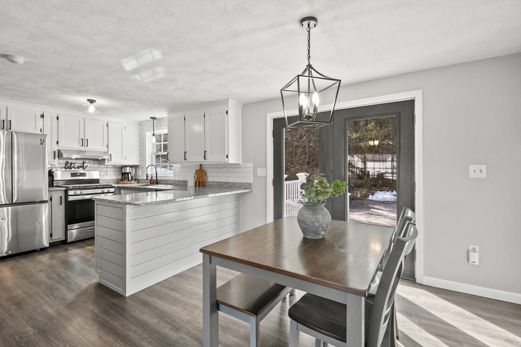 202 Pondview Village Road # 202 Property Photo