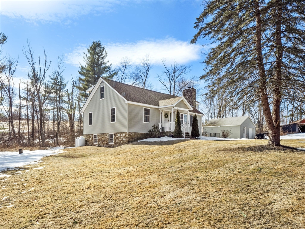 30 Dresser Hill Rd Property Photo