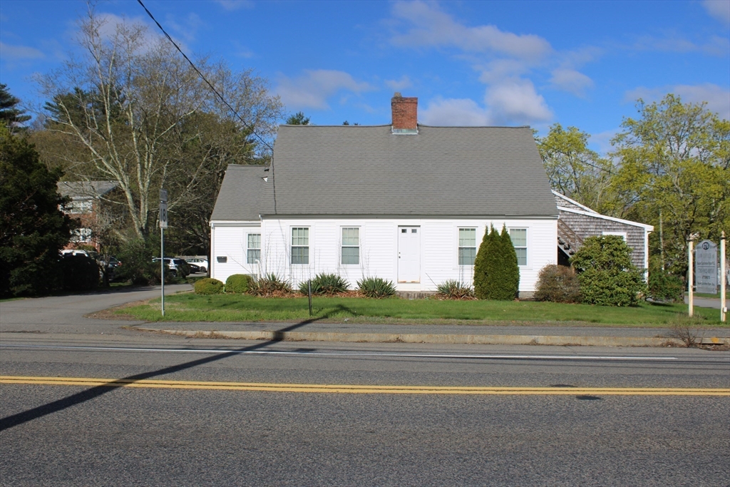 676 Bedford Street Property Photo 1
