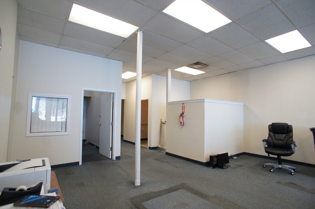 526 Sea Street Property Photo 8