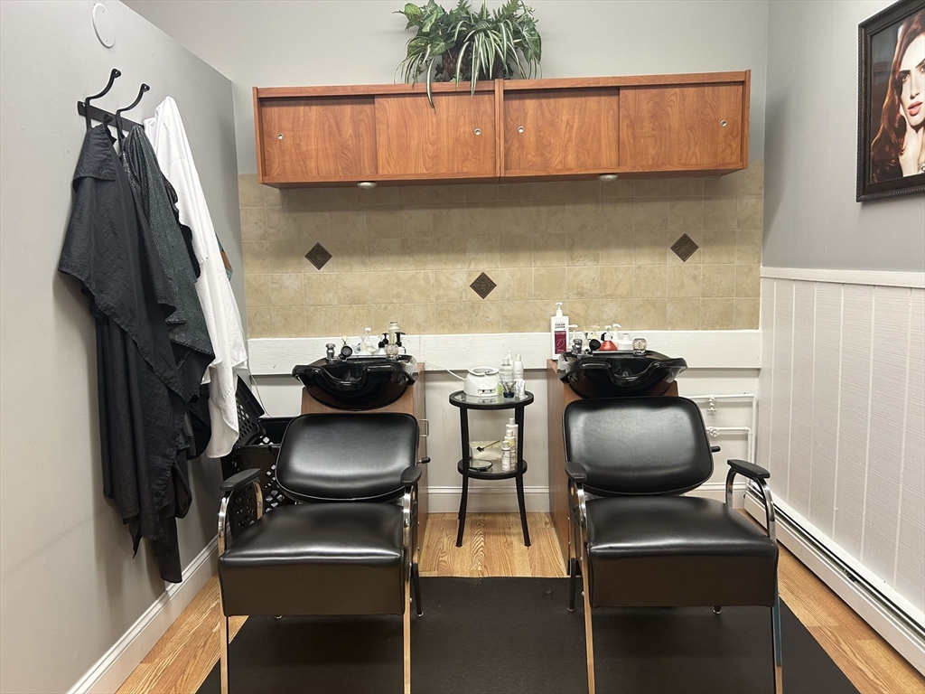 0 Confidential Property Photo 5