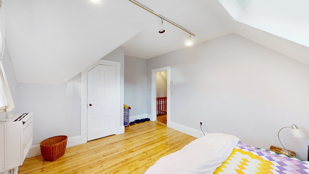 185-187 School St Property Photo 13