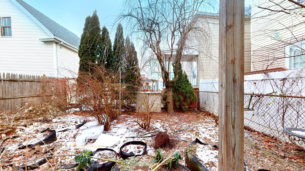 185-187 School St Property Photo 36