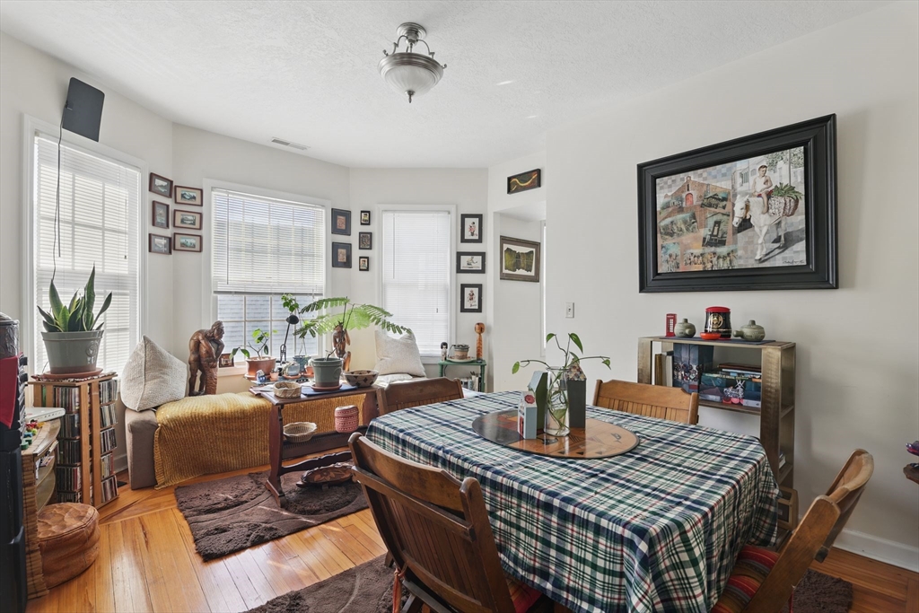 596 Carew Property Photo 21