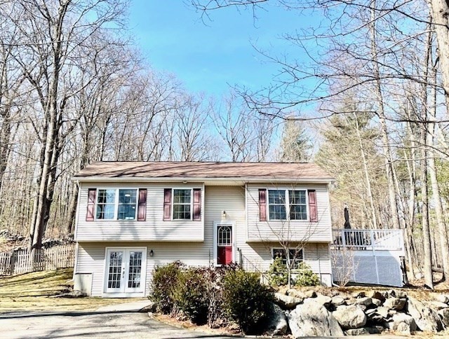 13 Oxbow Rd Property Photo