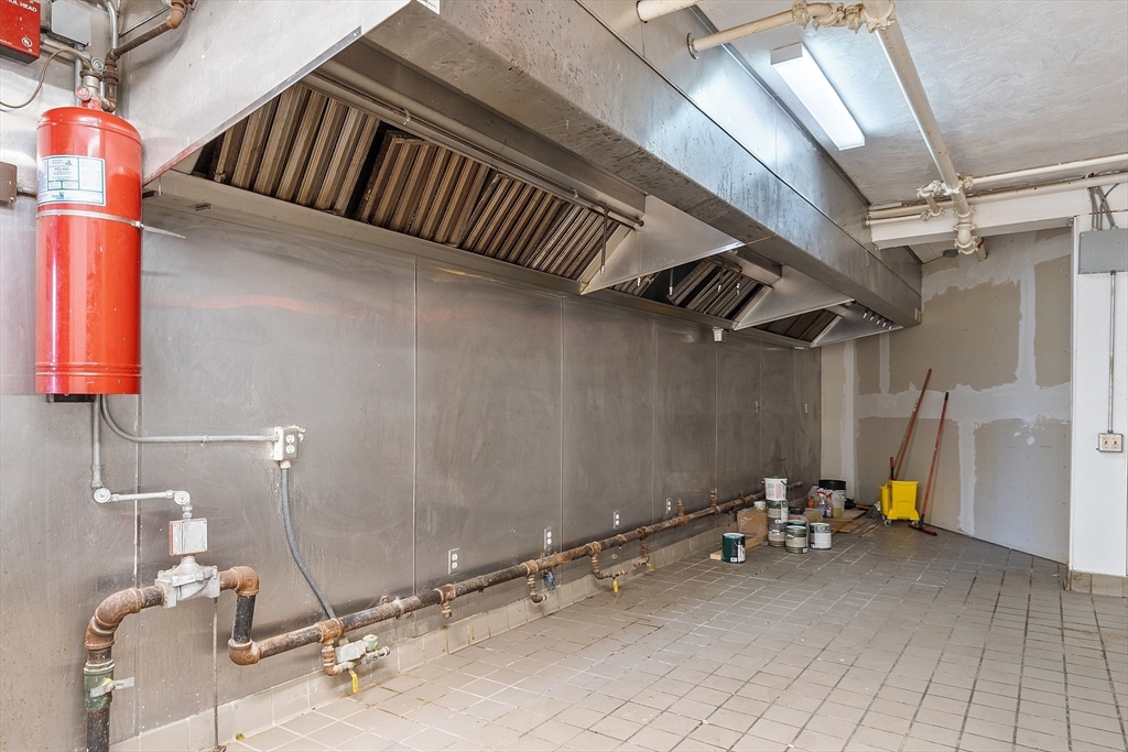 97-103 Water Street Property Photo 15