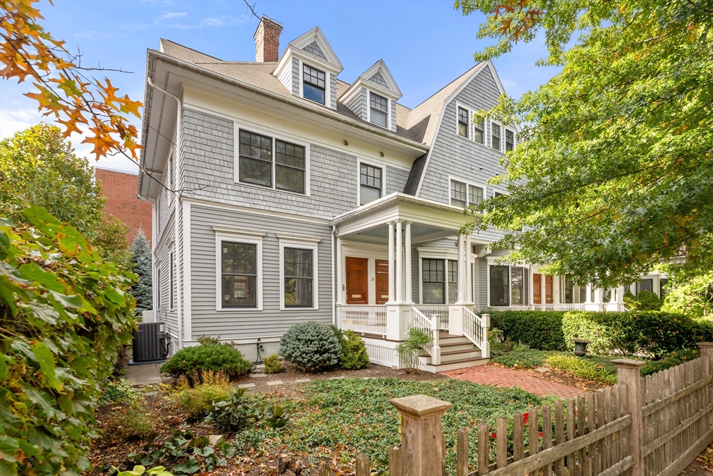 33 Trowbridge Street # A Property Photo