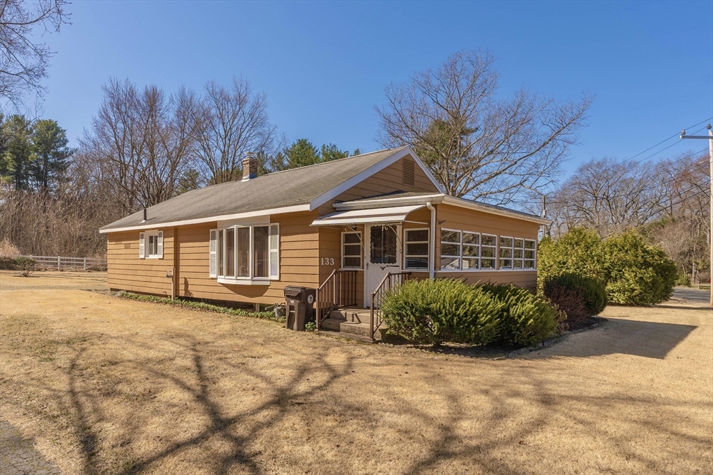 Agawam Real Estate Listings Main Image