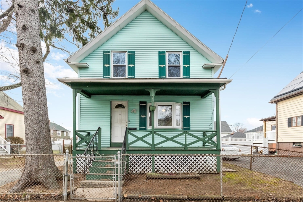 120 Cottage St Property Photo