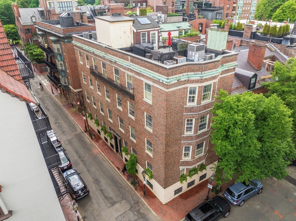 22 River St # 6 Property Photo