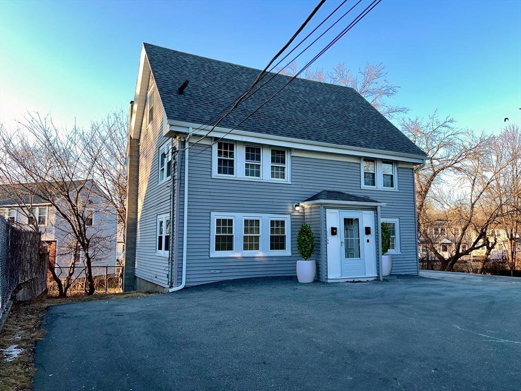 115-a Holyoke St Property Photo