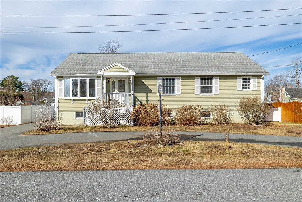 19 Cedarwood Rd Property Photo